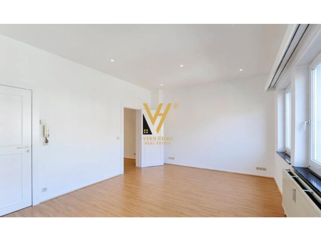Apartment zum verkauf 1+1+balkon in der balettschule, rruga e elbasanit 72 quadratmeter