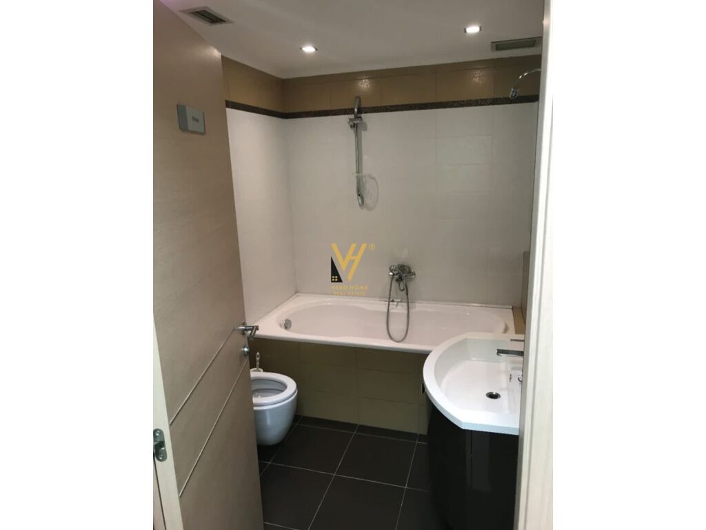 Apartamento en venta 3+1+2 en ish Blloku 160 metros cuadrados
