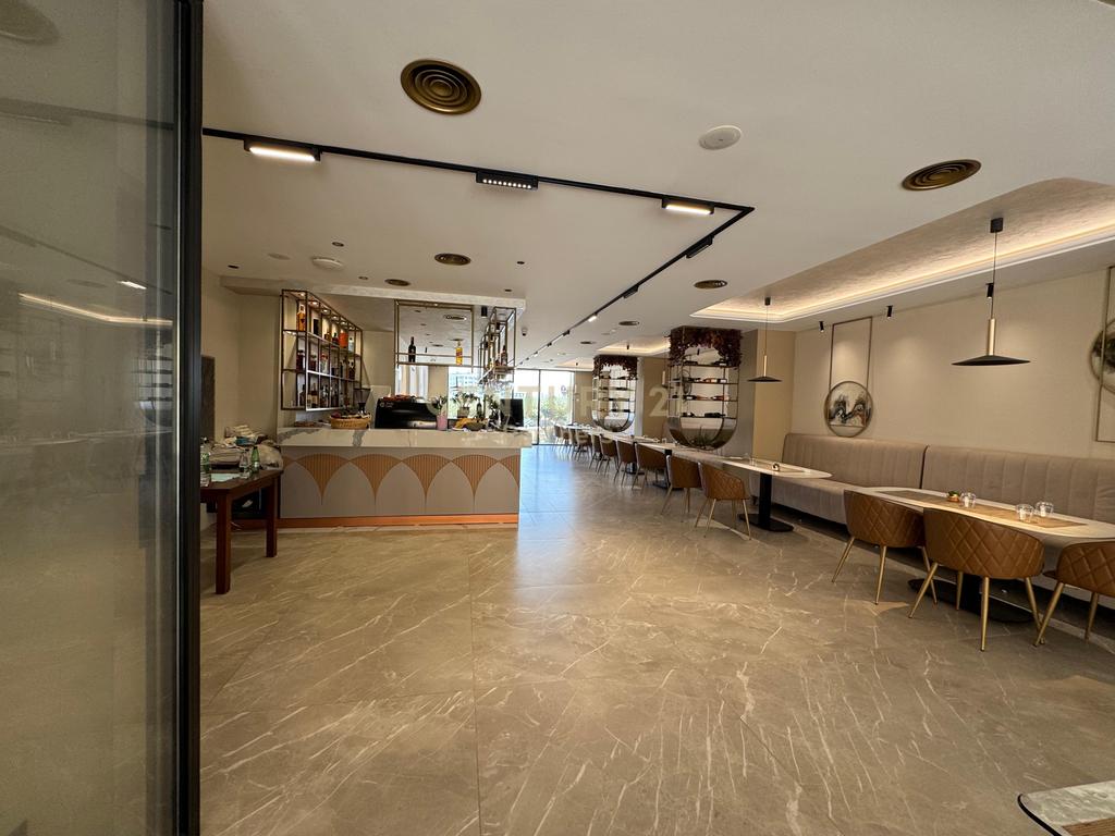 For rent bar-restaurant in qerret! (7)