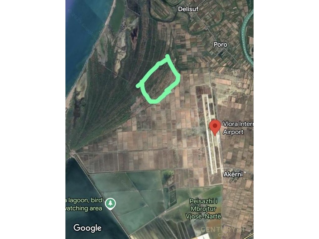 Shitet toke prane aeroportit te vlores !