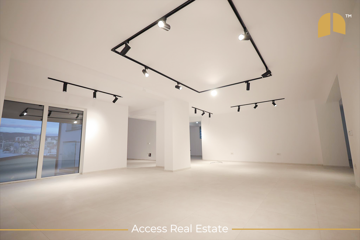 House for rent - Arbëri - 510m² (4)