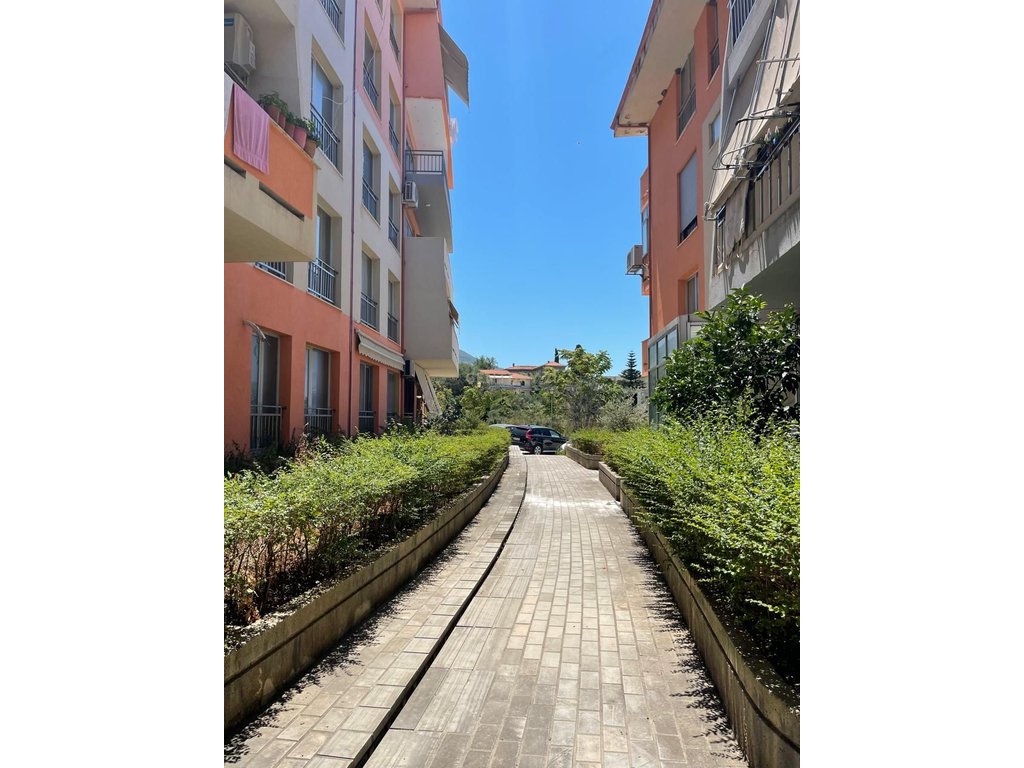 À venda ou para alugar: Apartamento 2+1 – Residência odeon, Vlorë!
