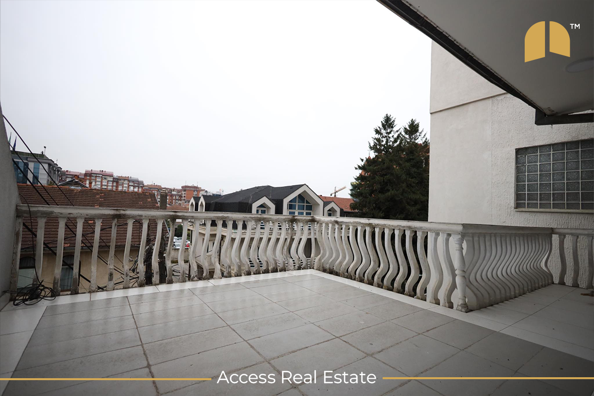 House for rent - 4 bedrooms - Pejton - 290m²