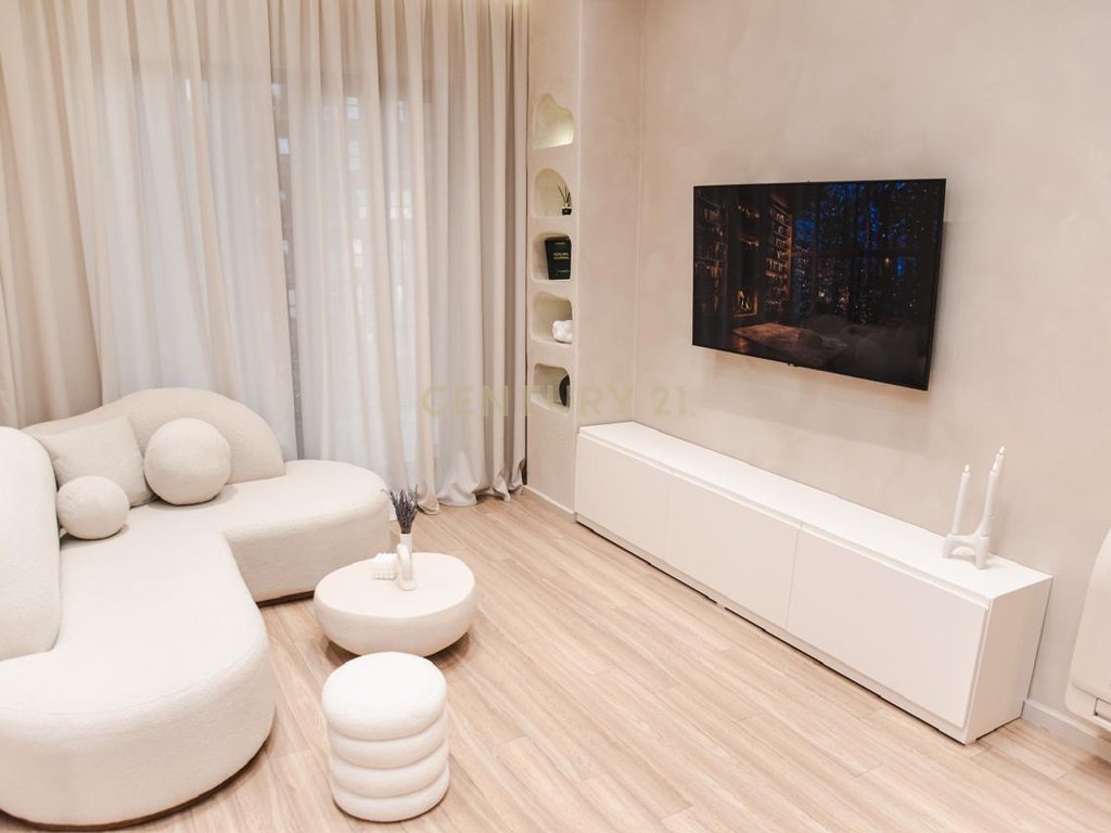 Apartament 1+1 per shitje te rana e hedhun!