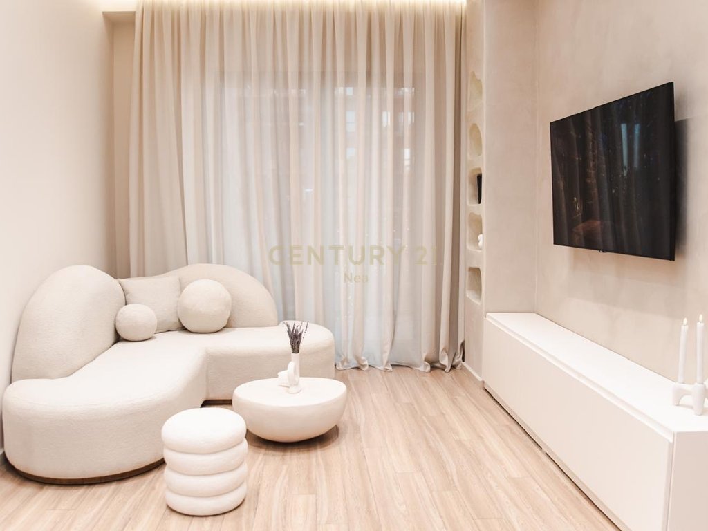 Apartament 1+1 per shitje te rana e hedhun!