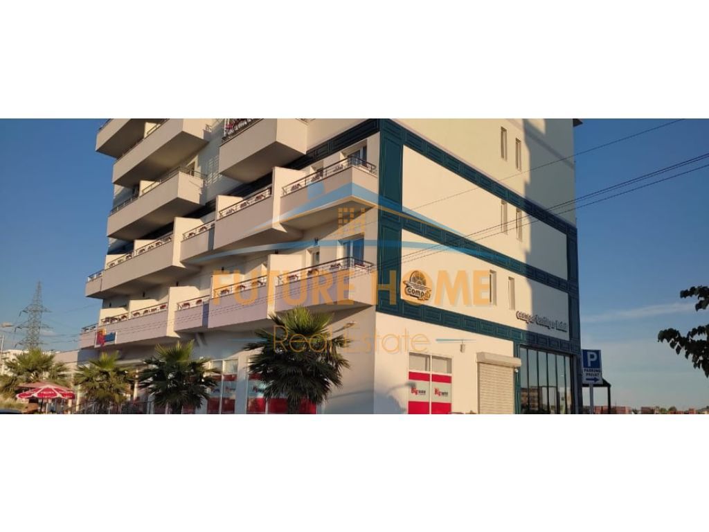 À venda, hotel, golem