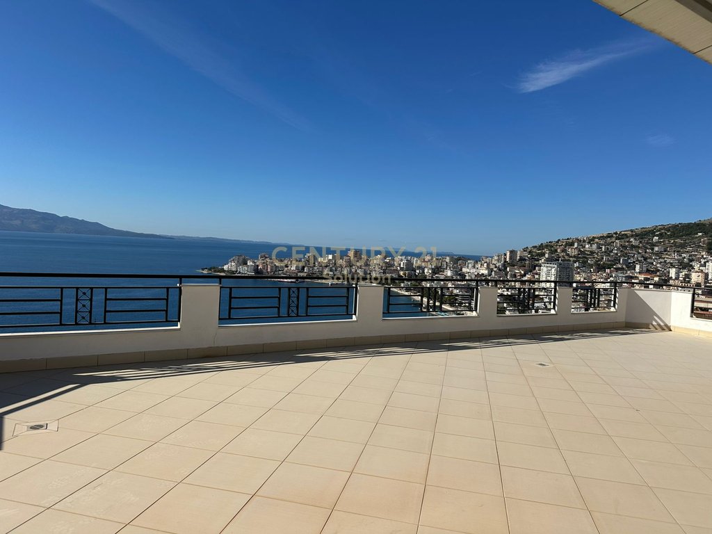 Penthouse 3+1+2+ veranda zu verkauf in Saranda! (2)