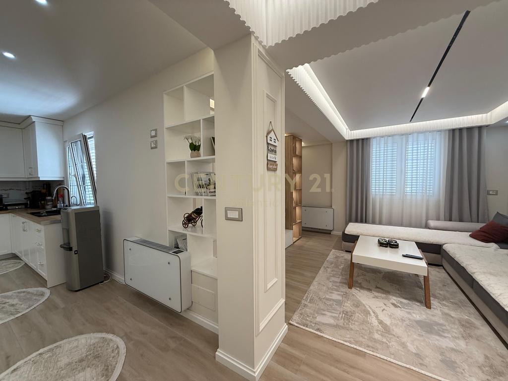 Luxusvilla zum verkauf, ehemalige kenet - durres!