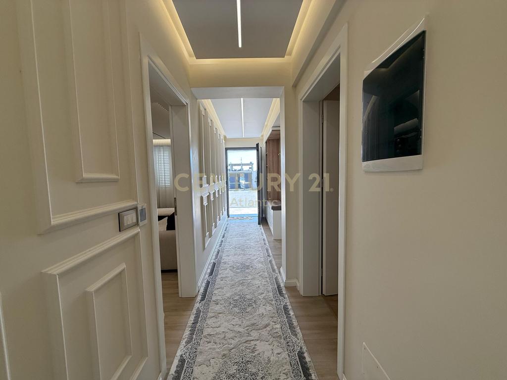 Luxusvilla zum verkauf, ehemalige kenet - durres!