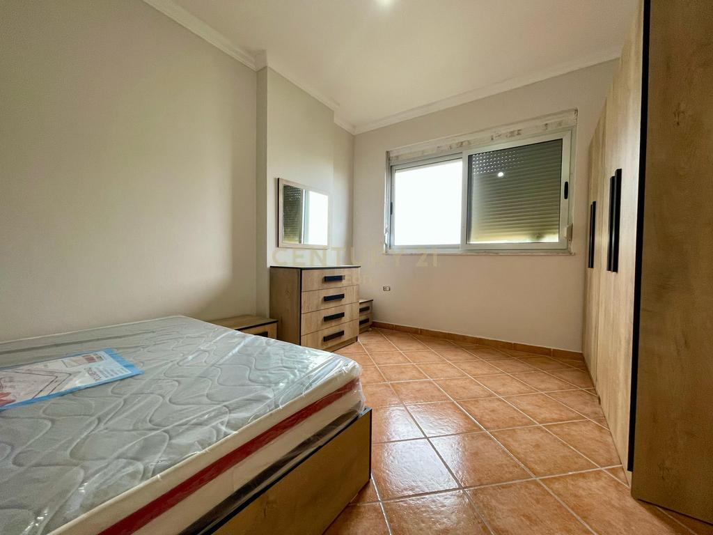 Apartamento 1+1 vista al mar, isla de Kavajë!