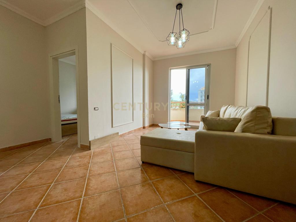 Apartamento 1+1 vista al mar, isla de Kavajë!
