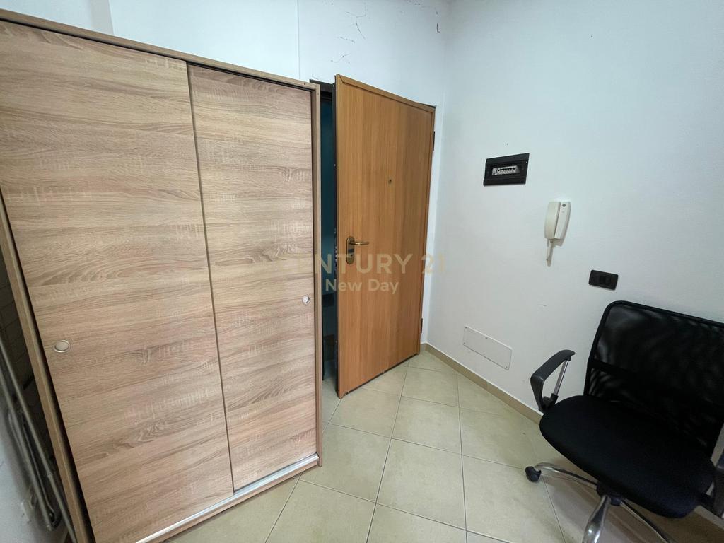 Apartamento en venta 1+1 en shkembi i kavajes!