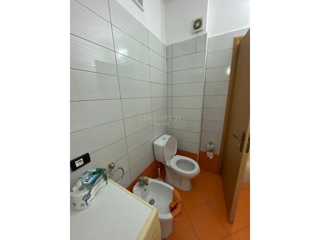 Apartamento en venta 1+1 en shkembi i kavajes!