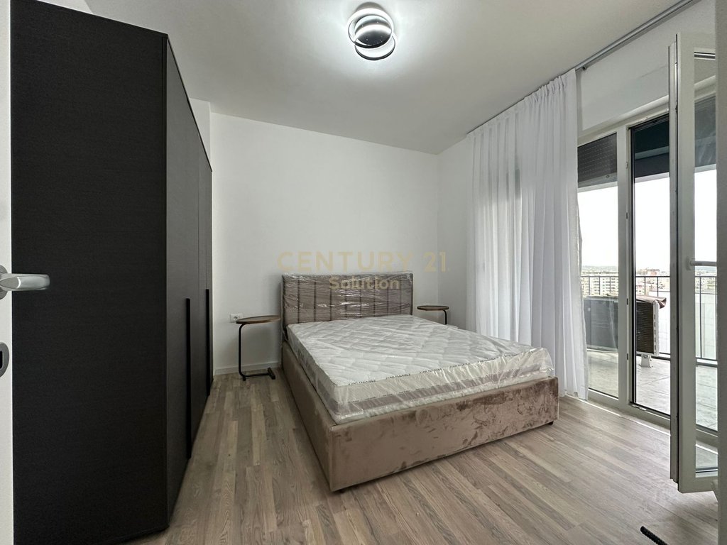 Apartment 2+1+2 +veranda for rent near bulevard te ri!