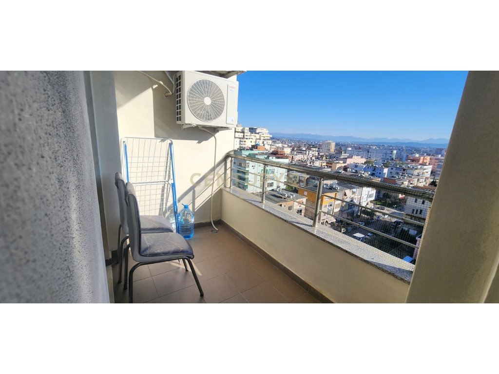 Apartamento 2+1+2 para alugar em durres!!