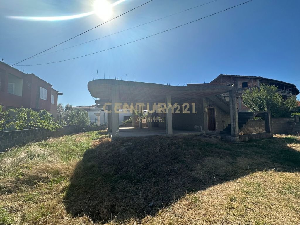 Edifício + terreno na praia, durres! - €83.000,00 | 460 m²