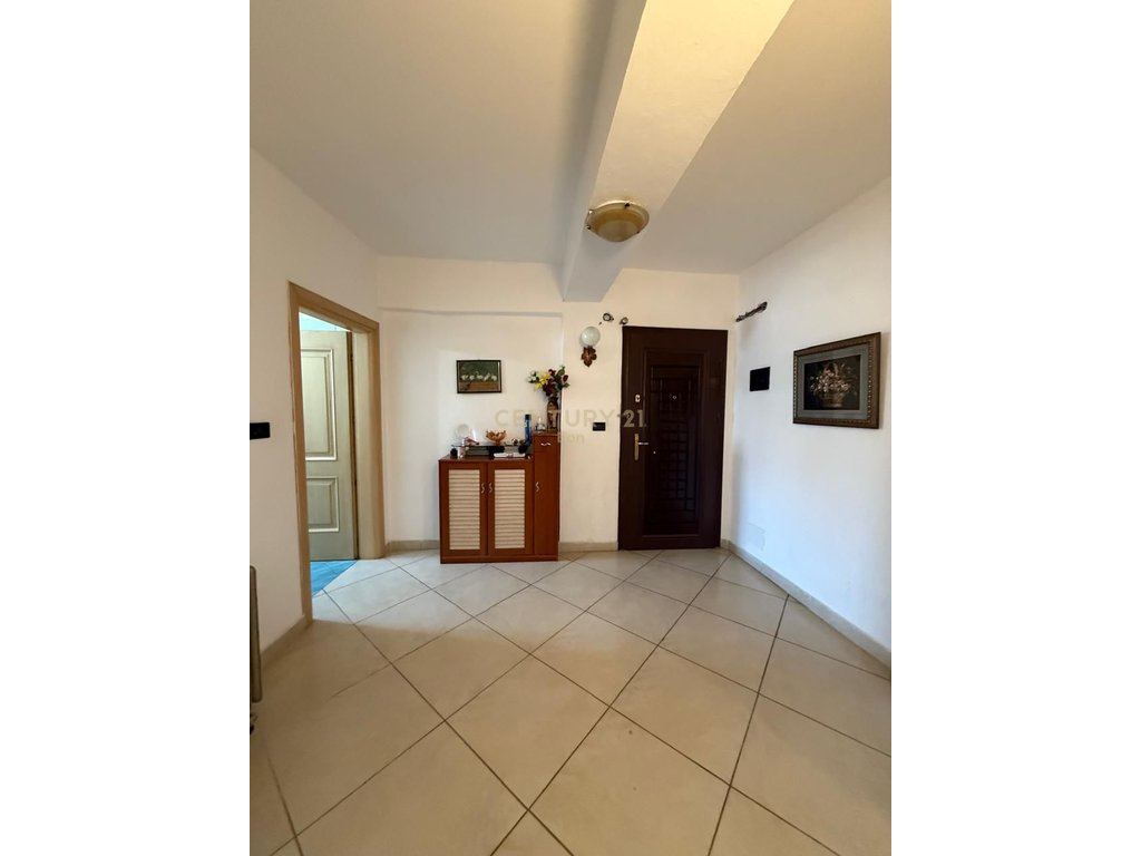 Apartamento en venta en la calle del puerto!