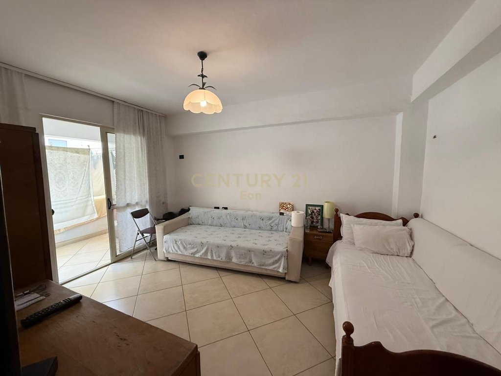 Apartamento en venta en la calle del puerto!