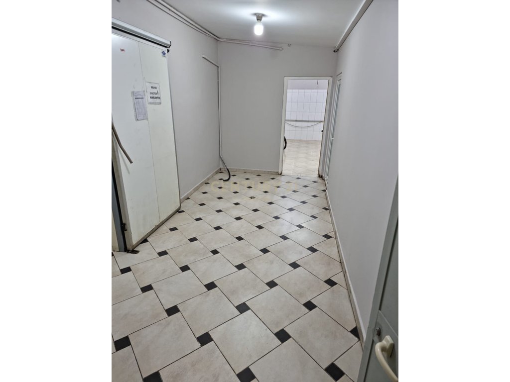 Magasin à vendre à selite!