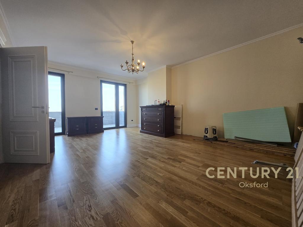 Apartamento 1+1+varanda à venda na rua dibra! (2)