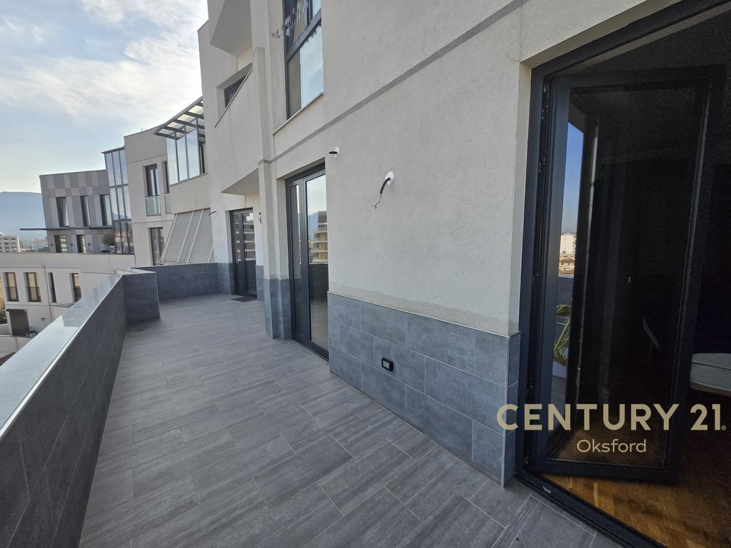 Apartamento 1+1+varanda à venda na rua dibra! (3)