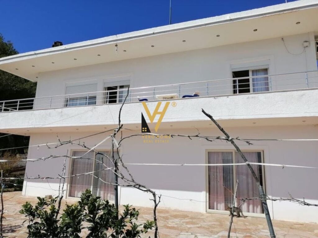 Vila à venda com dois andares e terreno em sarande 340 m² (8)