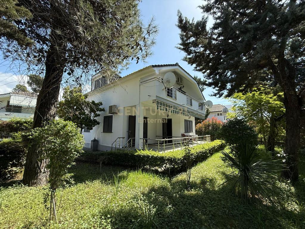 2-room villas for sale in golem
