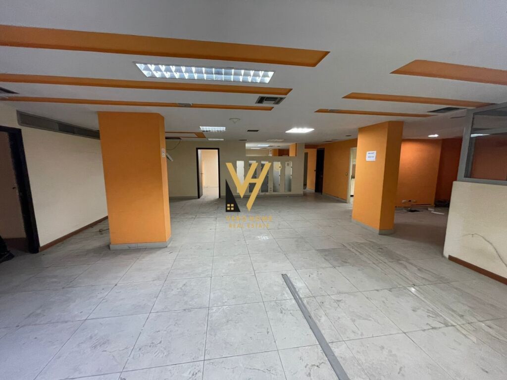 Espaço comercial para alugar em ish Blloku 350 metros quadrados