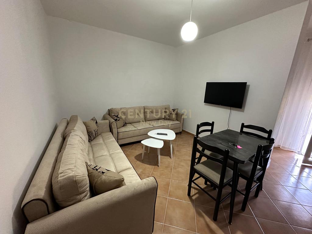 Apartment for rent 1+1 at shkembi i kavajes