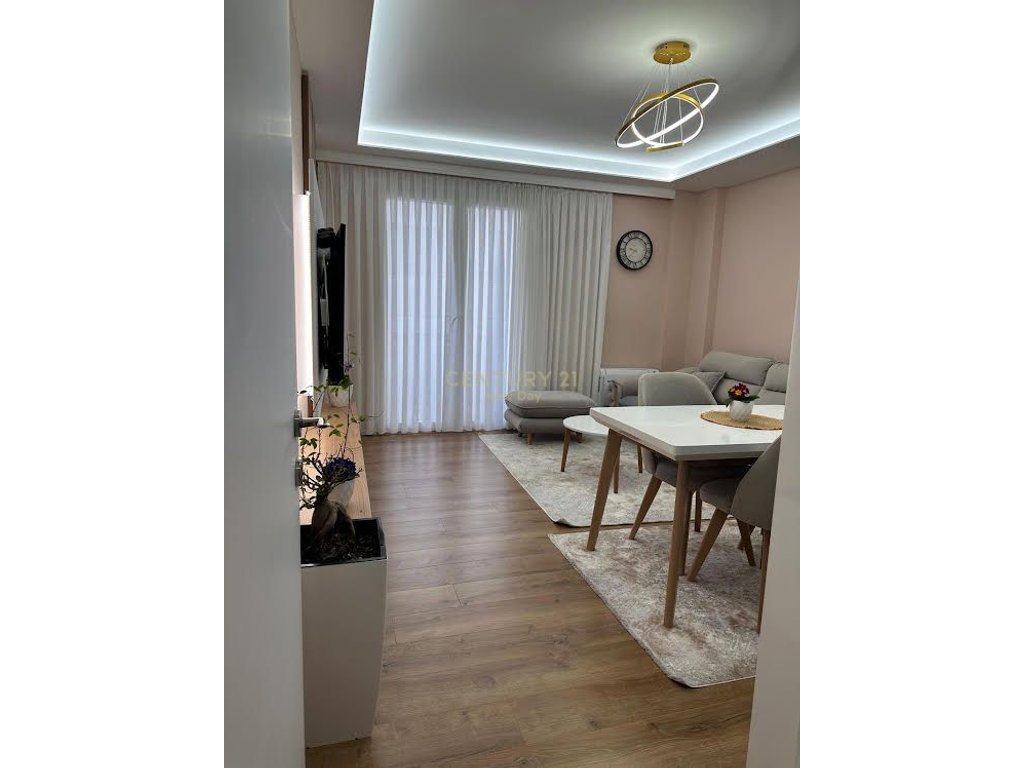 Appartamento 2+1 in vendita a durres (2)