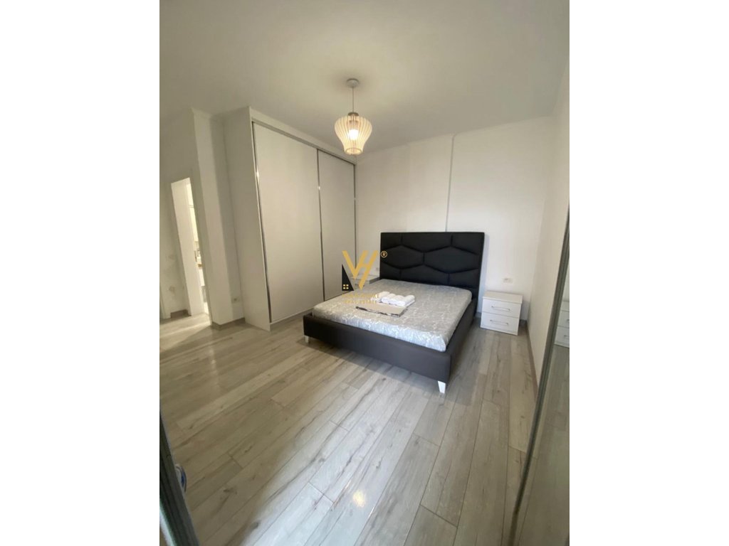 Apartment zu verkaufen 2+1+2 in sarande 106 quadratmeter
