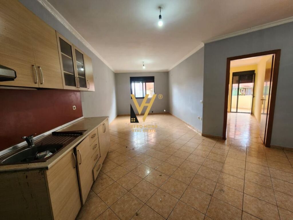 Apartment for sale 2+1+2 on elbasanit street 110 m²
