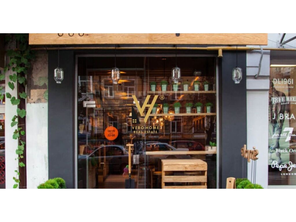 Vendita di negozio in via bogdaneve 140 metri quadrati