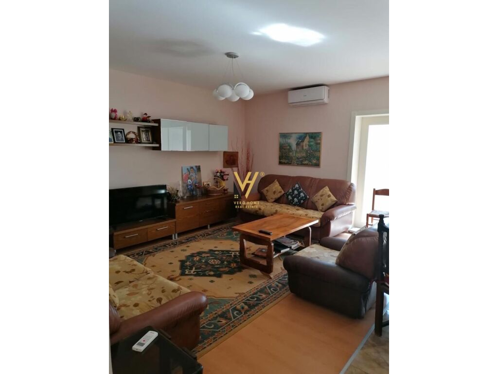 Appartamento 3+1 in vendita in via vaso pasha, blocco 121 metri quadrati