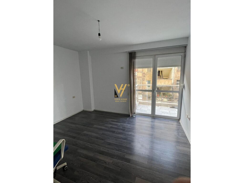 Office for rent on barrikadave street 96 m²
