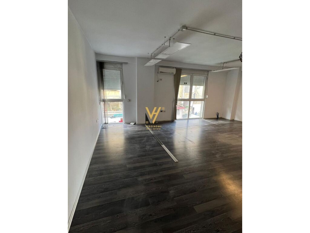 Office for rent on barrikadave street 96 m²