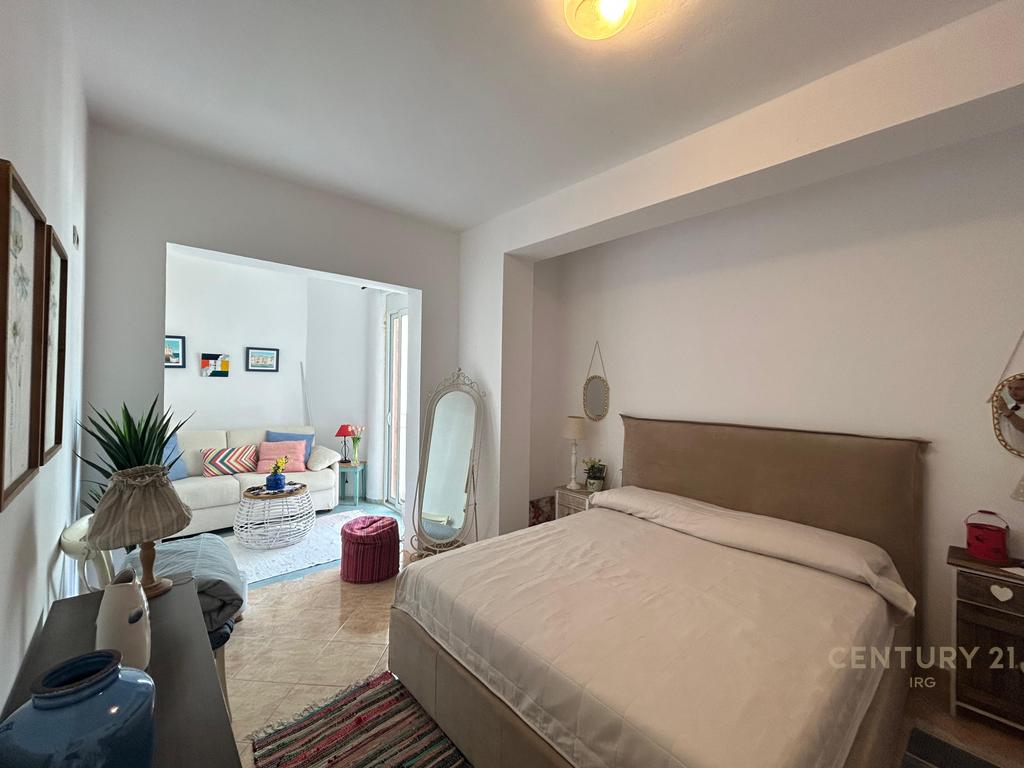 Appartamento 1+1 con vista mare a lungomare!
