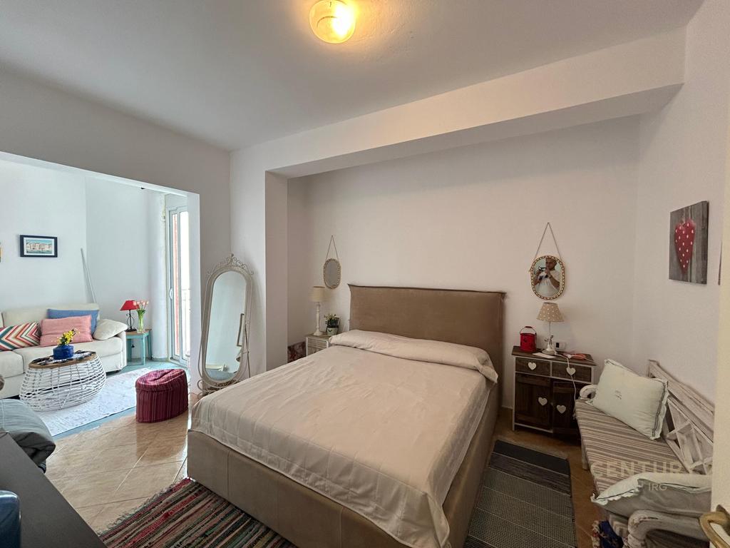 Appartamento 1+1 con vista mare a lungomare!