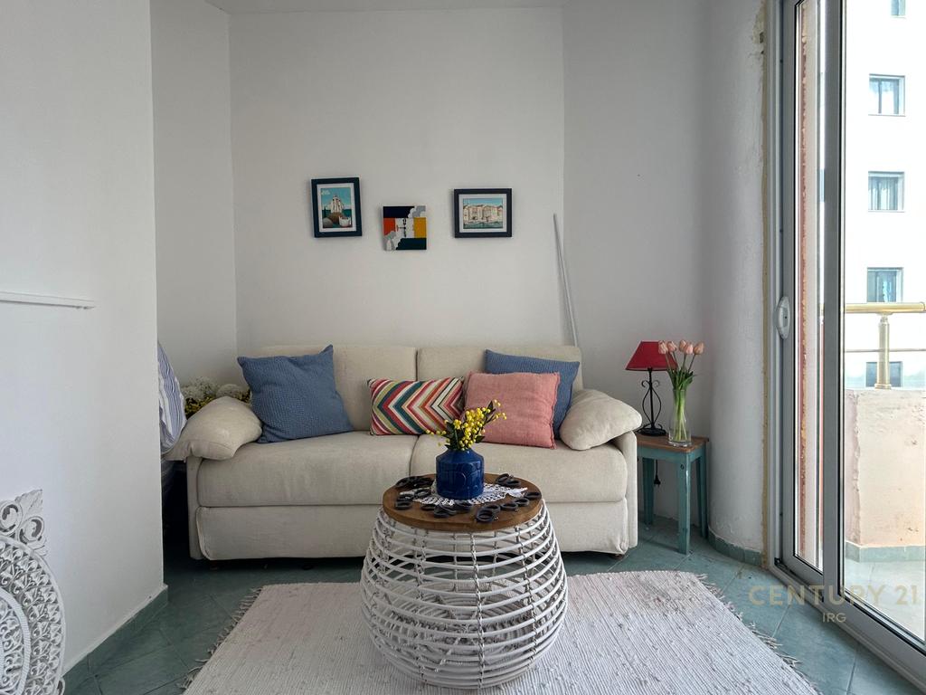 Appartamento 1+1 con vista mare a lungomare!