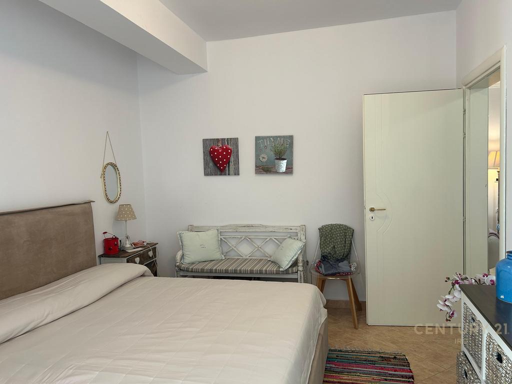 Appartamento 1+1 con vista mare a lungomare!