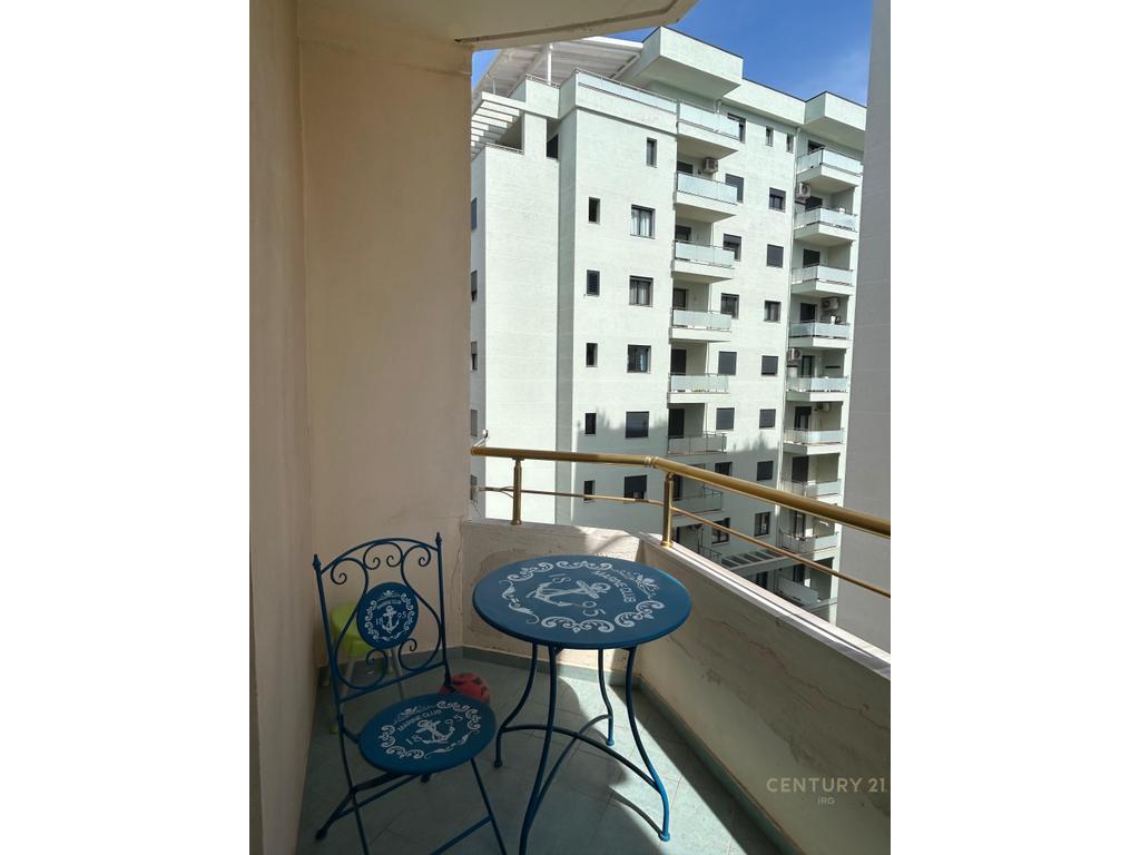 Appartamento 1+1 con vista mare a lungomare!