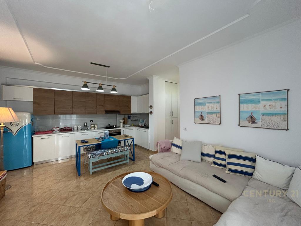 Appartamento 1+1 con vista mare a lungomare!