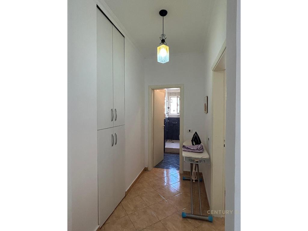 Appartamento 1+1 con vista mare a lungomare!