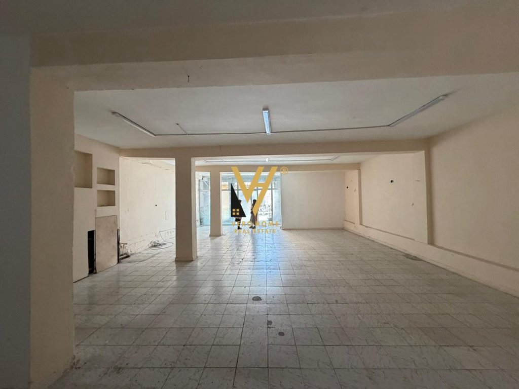 Shop for rent at Ali Demi 42 m²