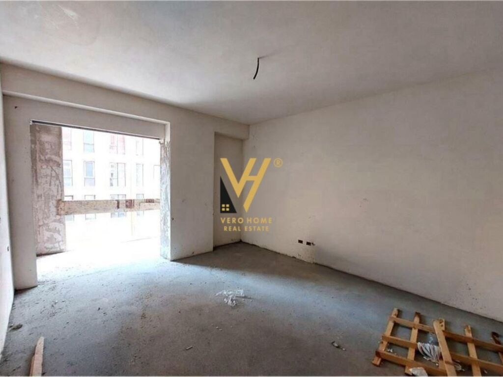 Verkauf: 2+1+2 balkone wohnung am bulevardi i ri, 111 m² (2)