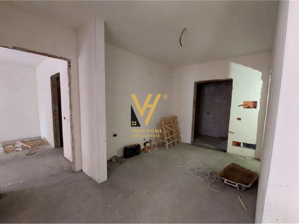 Verkauf: 2+1+2 balkone wohnung am bulevardi i ri, 111 m² (5)