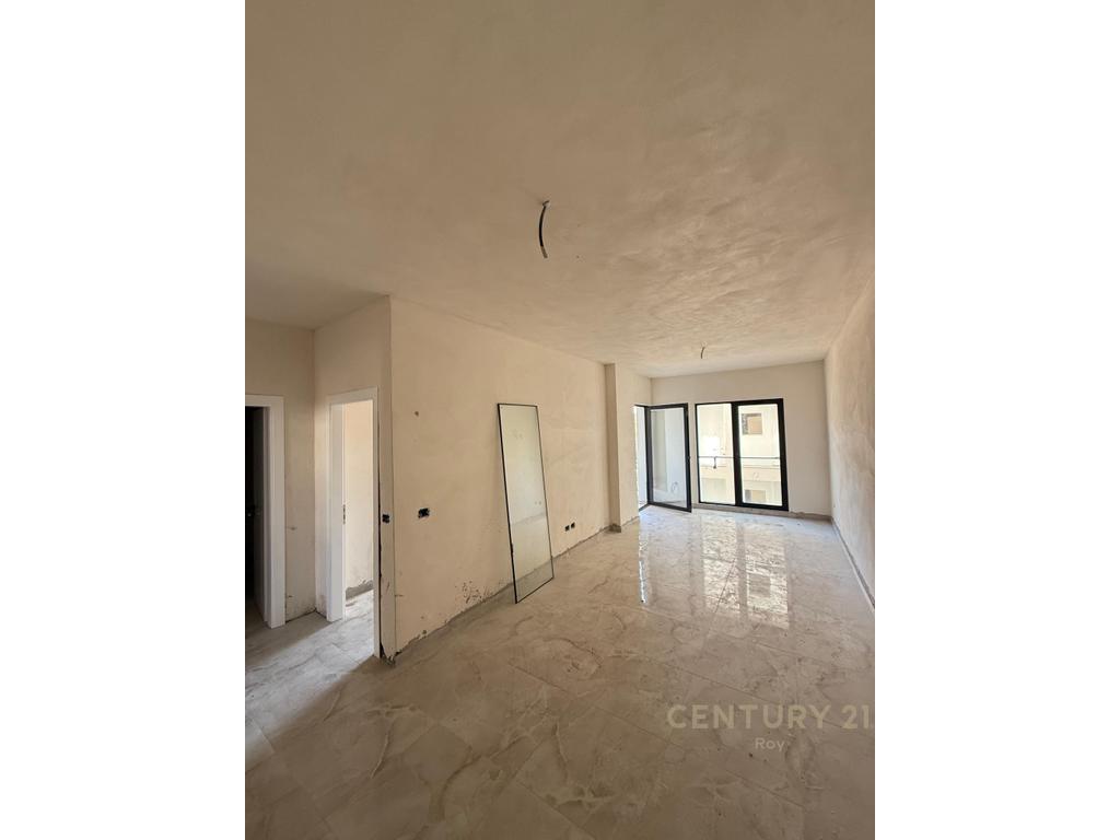 Apartment for sale 1+1 with pool view! Huge! (6)