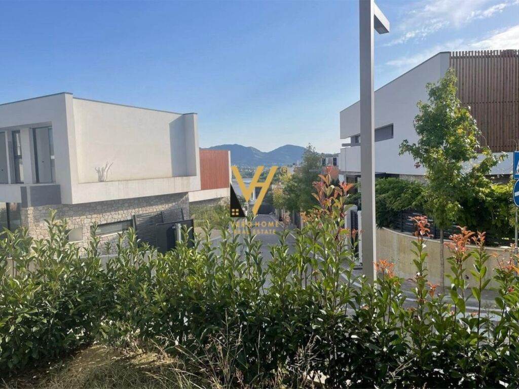House for sale at rezidenca o2, farke 160 m²