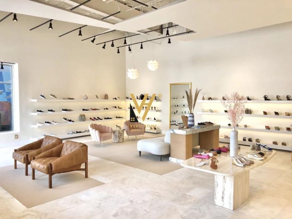 Shop for sale on rruga e durrësit, 141 m² (3)