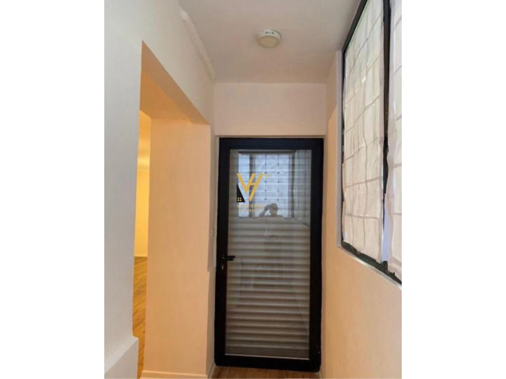 Apartamento à venda 1+1 na rruga e Durrës, 84 metros quadrados